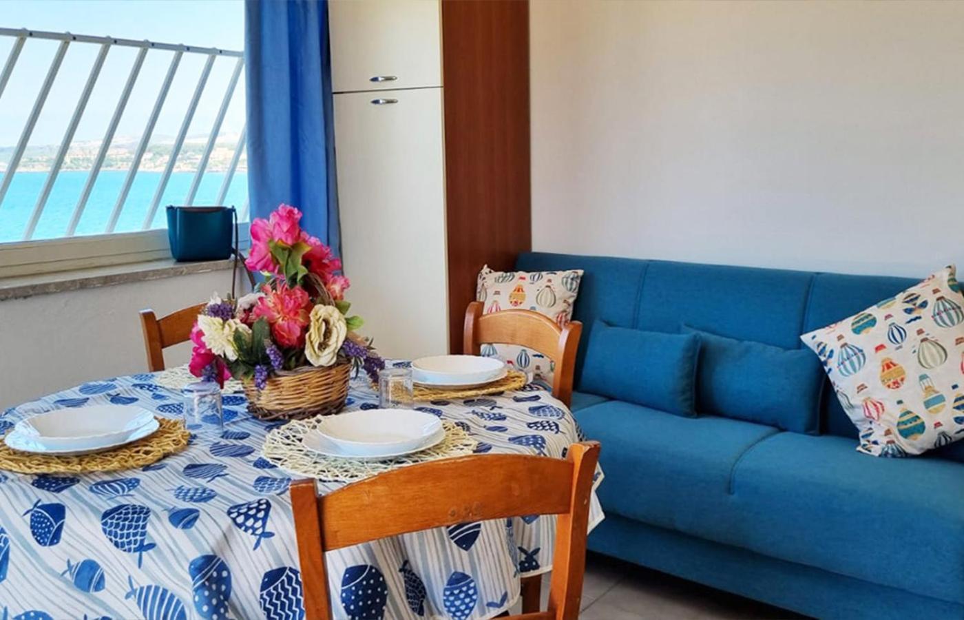 Villa Smeraldo - Mansarda con Spettacolare vista sul Mare كابو ريزوتو المظهر الخارجي الصورة